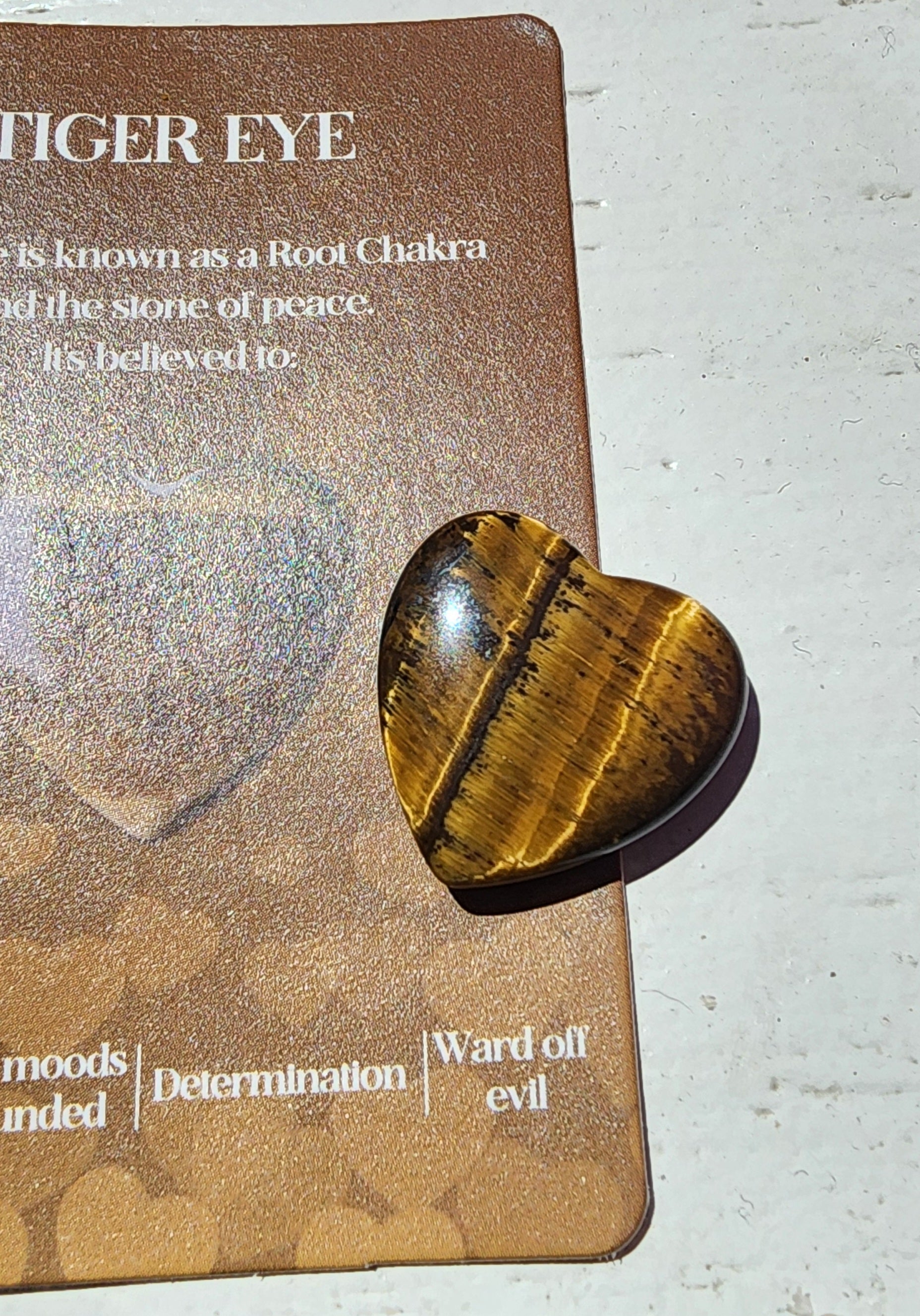 -Tiger eye heart-shaped stone