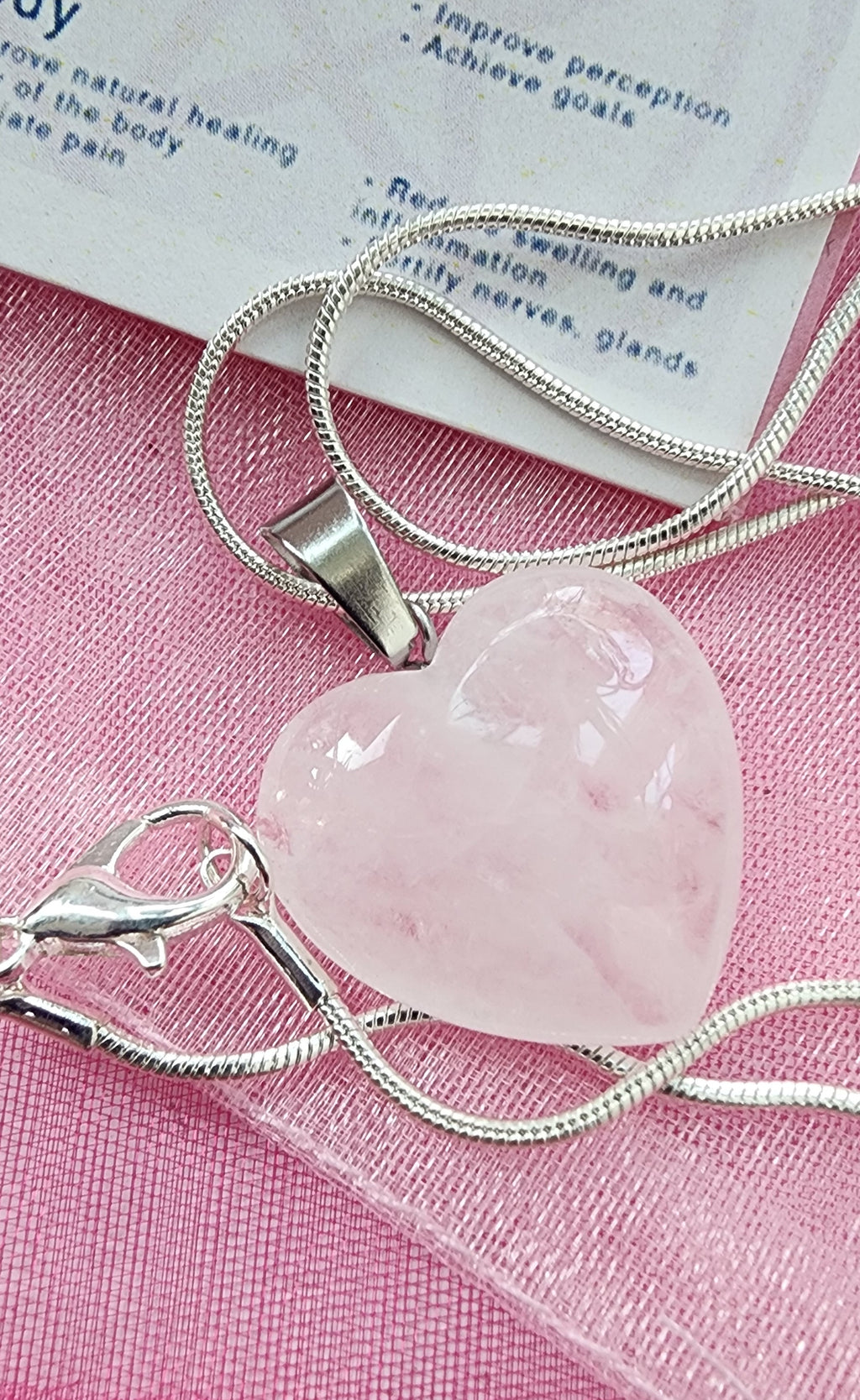 -Collar de cuarzo transparente en forma de corazón