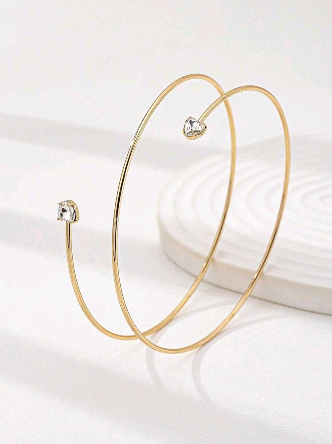 Gold arm bracelet