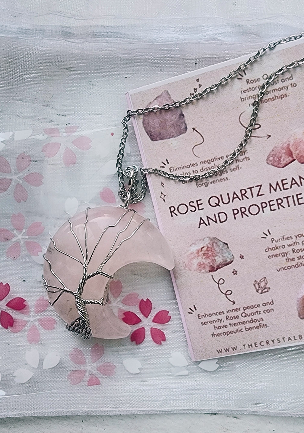 -Moon shapped love quartz necklace