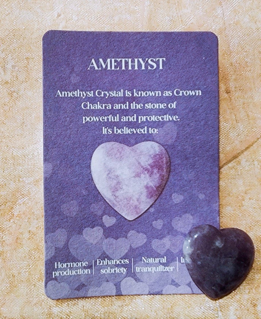 -¡Piedra de amatista de bolsillo en forma de corazón!