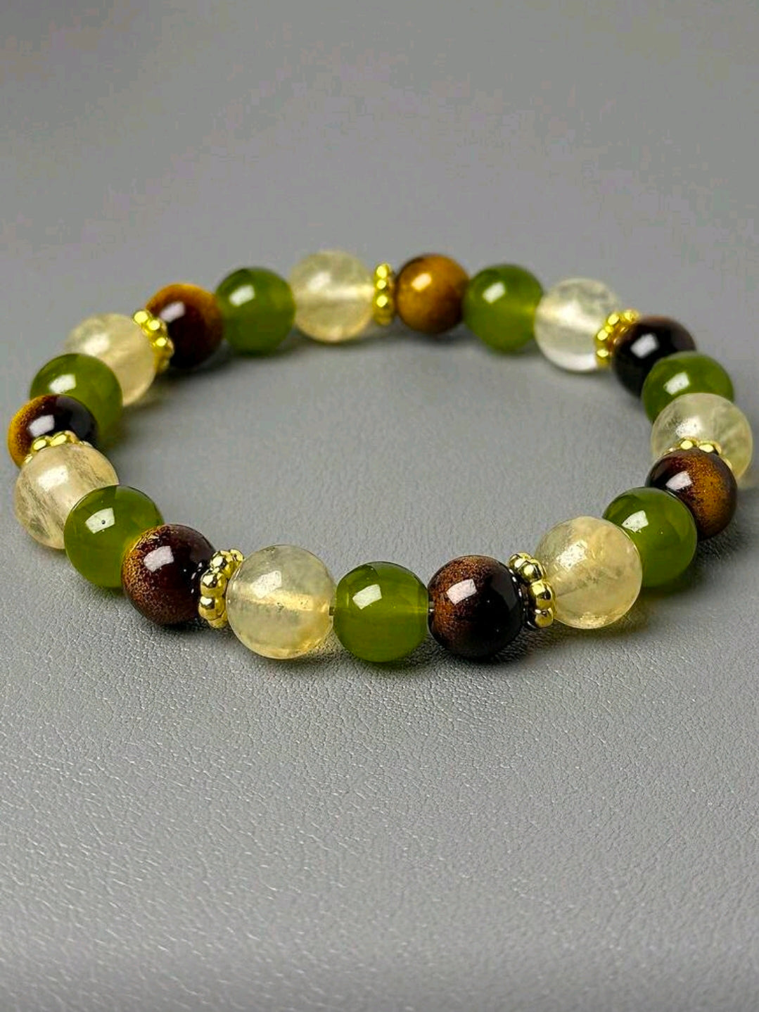 The bracelet
