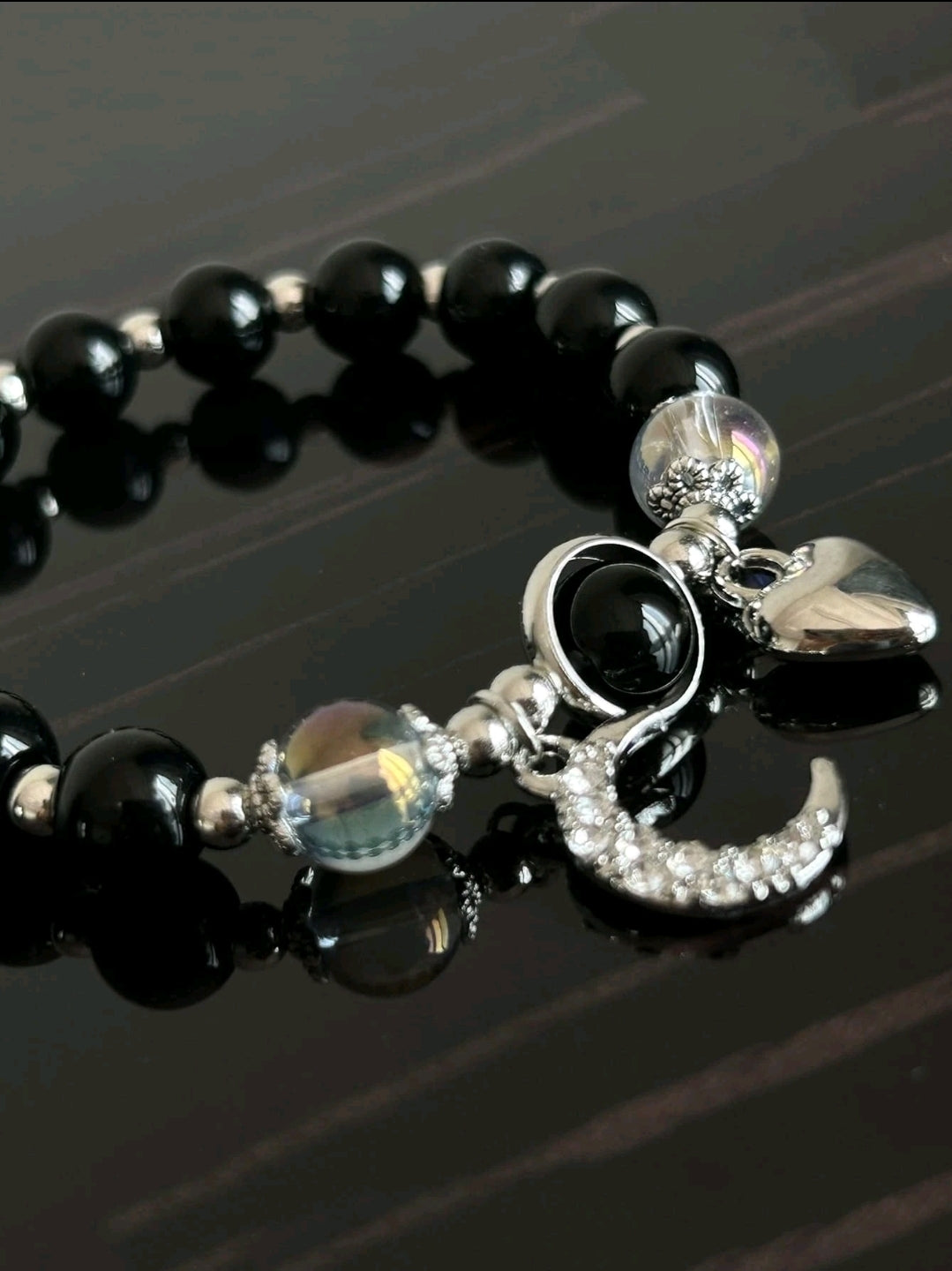 -Pulsera de cristal de ágata negra con dije de luna y corazón
