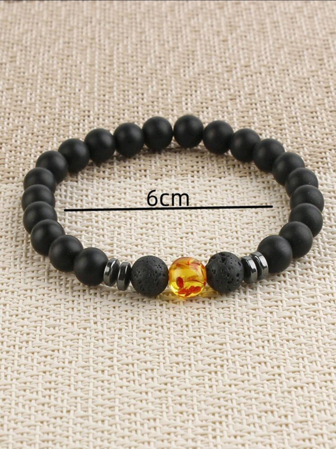 -Mag-etic  bracelet